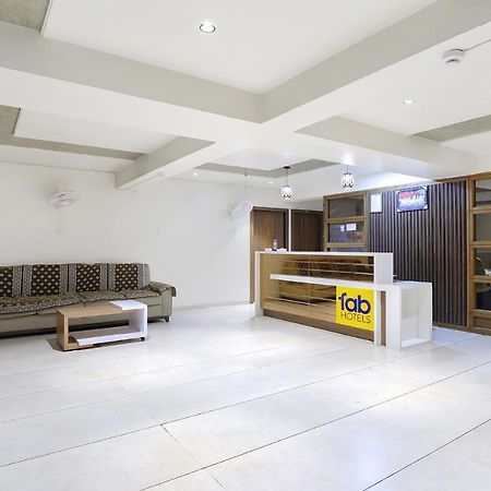 Fabhotel Bharosa Inn 아흐메다바드 외부 사진