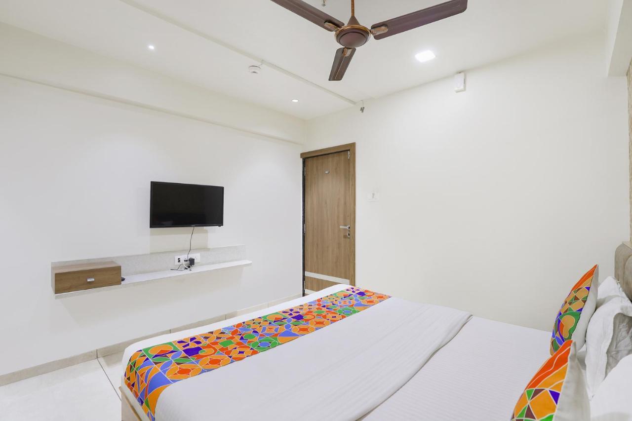Fabhotel Bharosa Inn 아흐메다바드 외부 사진