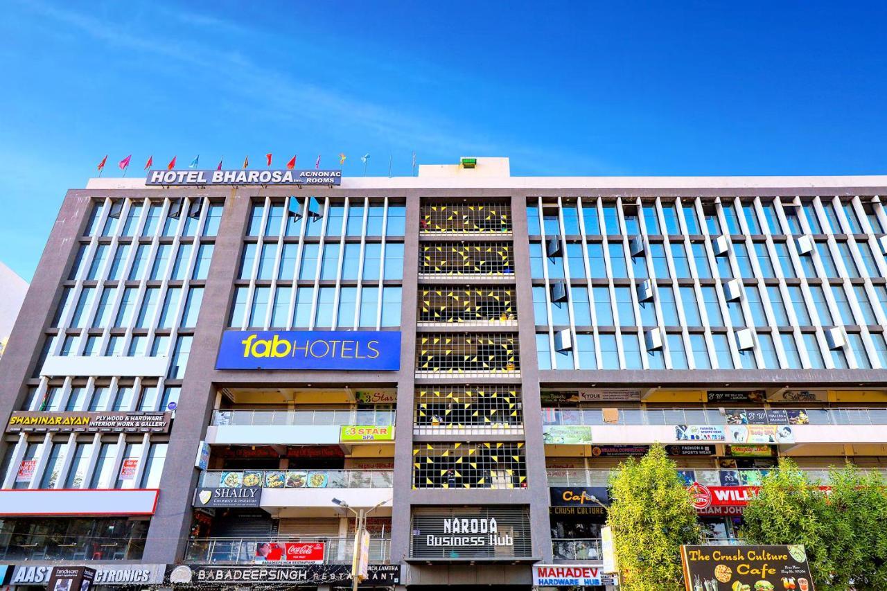 Fabhotel Bharosa Inn 아흐메다바드 외부 사진