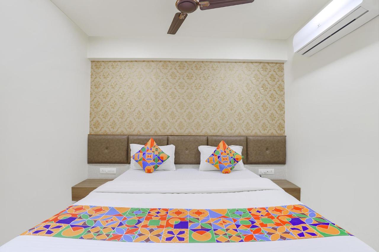 Fabhotel Bharosa Inn 아흐메다바드 외부 사진