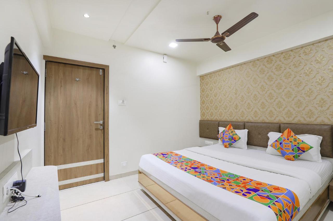 Fabhotel Bharosa Inn 아흐메다바드 외부 사진